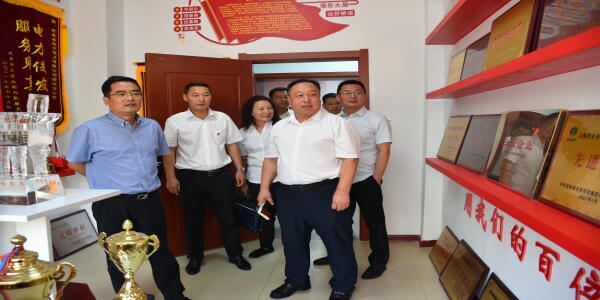 2021-9-9集团公司党委书记、董事长徐海涛一行到靖宇地区开展专题调研督导工作 (5).jpg