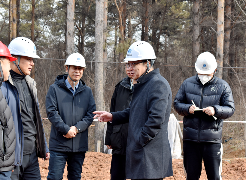 保生产，稳安全，护航“两会”集团公司董事长吕鑫深入一线安全检查1.png